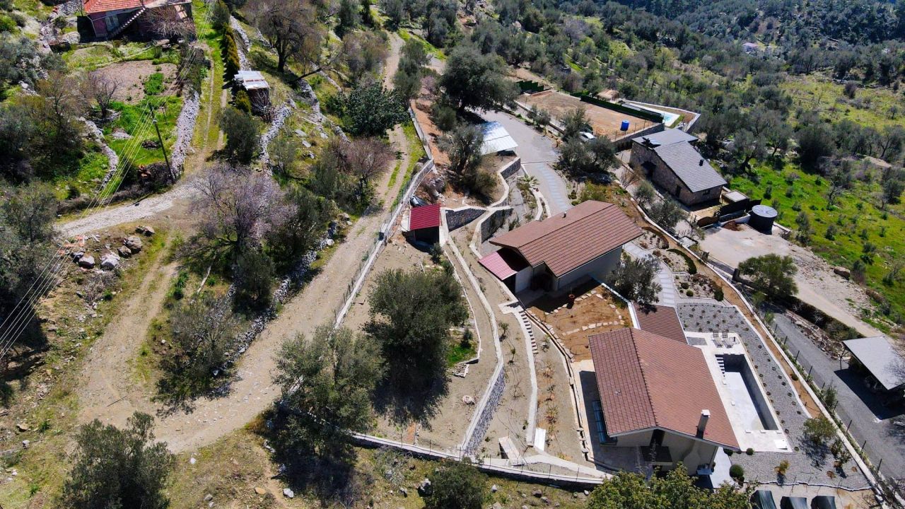 Вилла в Гёчеке, Турция, 400 м² - фото 17