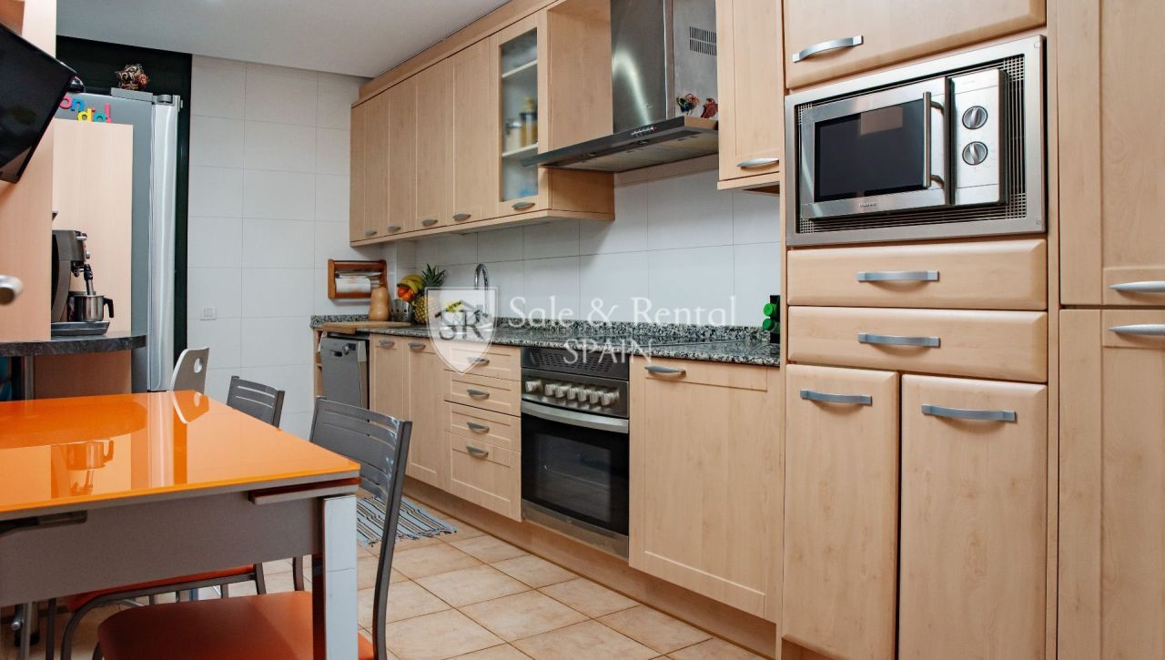 Коттедж на Льорет-де-Мар, Испания, 207 м² - фото 10