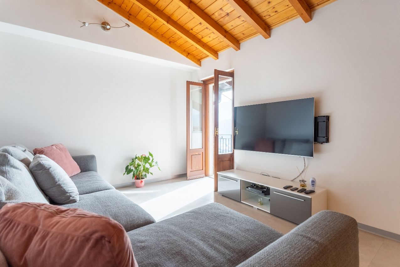 Вилла в Оссуччо, Италия, 400 м² - фото 10