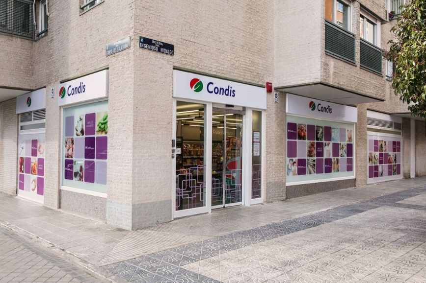 Магазин в Сабаделе, Испания, 760 м2 - фото 1