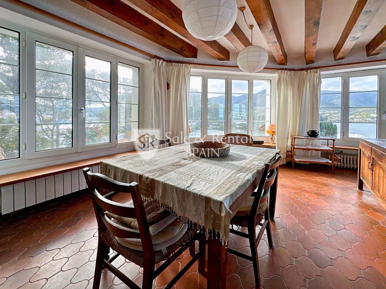 Вилла в Эль-Порт-де-ла-Сельве, Испания, 425 м² - фото 11