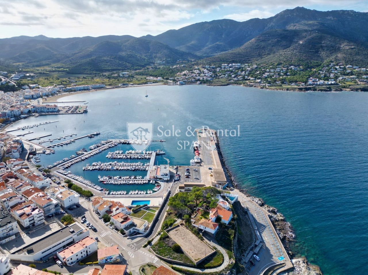 Вилла в Эль-Порт-де-ла-Сельве, Испания, 425 м² - фото 4