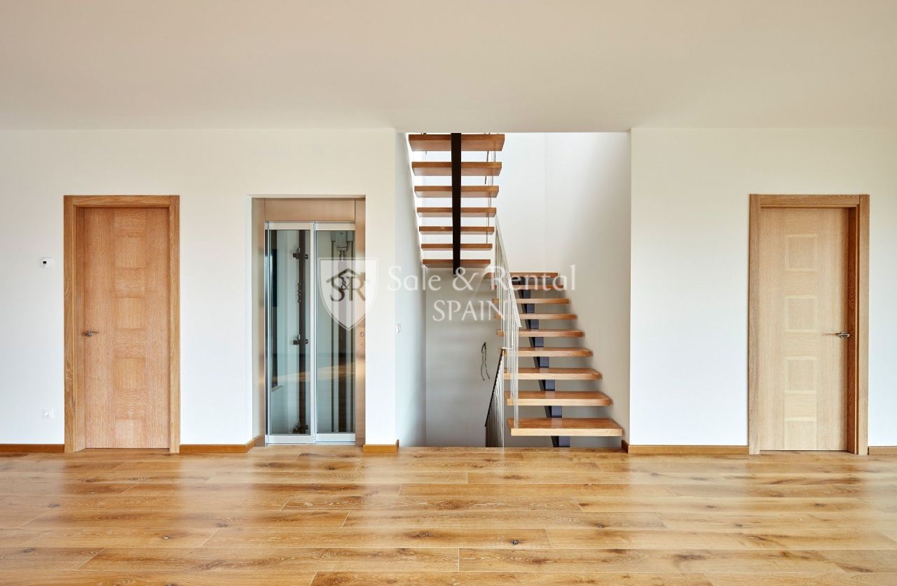 Вилла на Льорет-де-Мар, Испания, 331 м² - фото 10