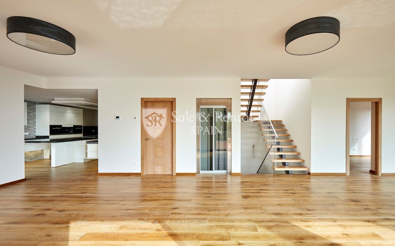 Вилла на Льорет-де-Мар, Испания, 331 м² - фото 11