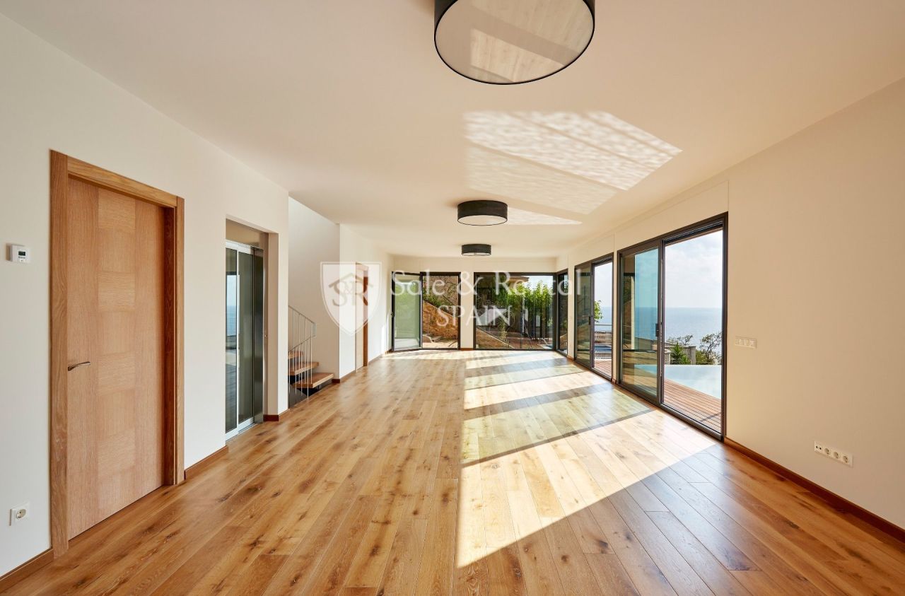 Вилла на Льорет-де-Мар, Испания, 331 м² - фото 13