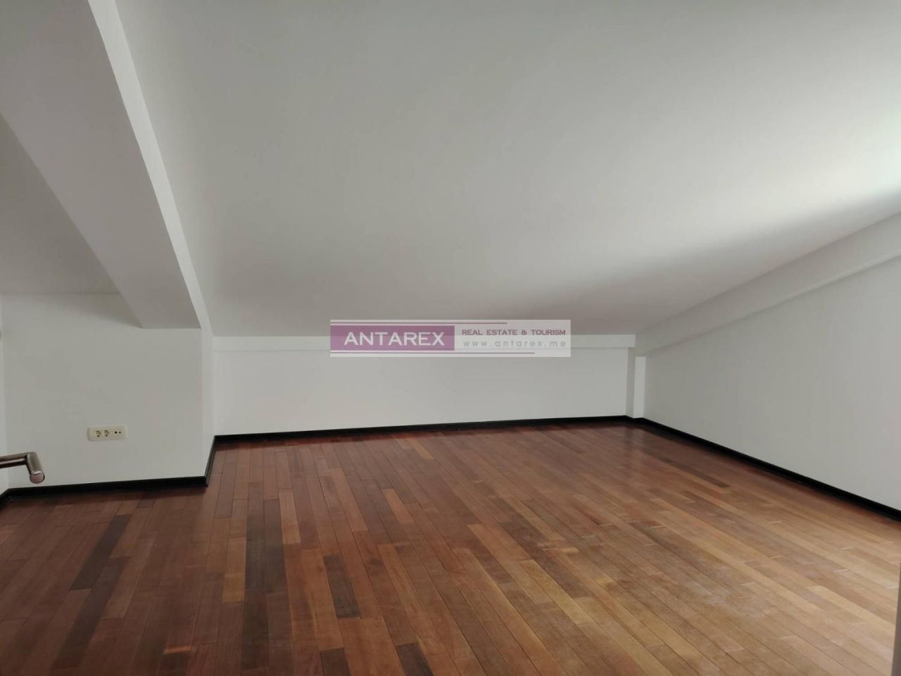 Апартаменты в Петроваце, Черногория, 146 м² - фото 8