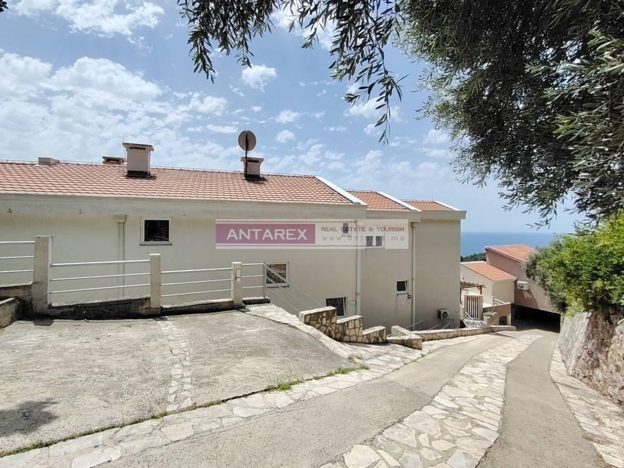 Апартаменты в Петроваце, Черногория, 137 м² - фото 17