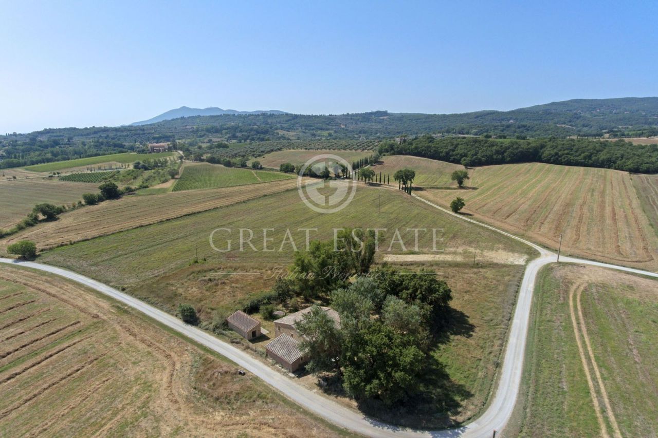 Дом в Сартеано, Италия, 365.7 м² - фото 4