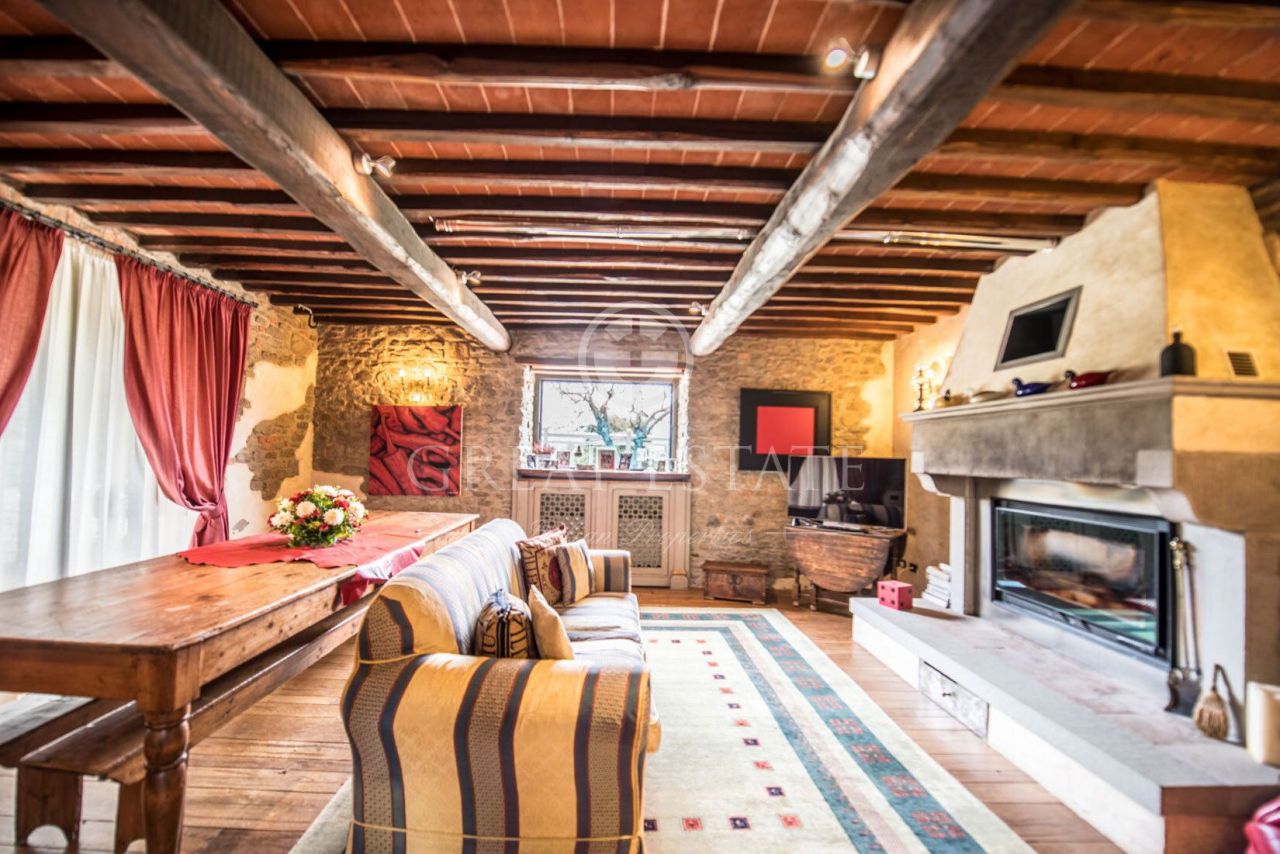 Дом в Ареццо, Италия, 602.5 м² - фото 9