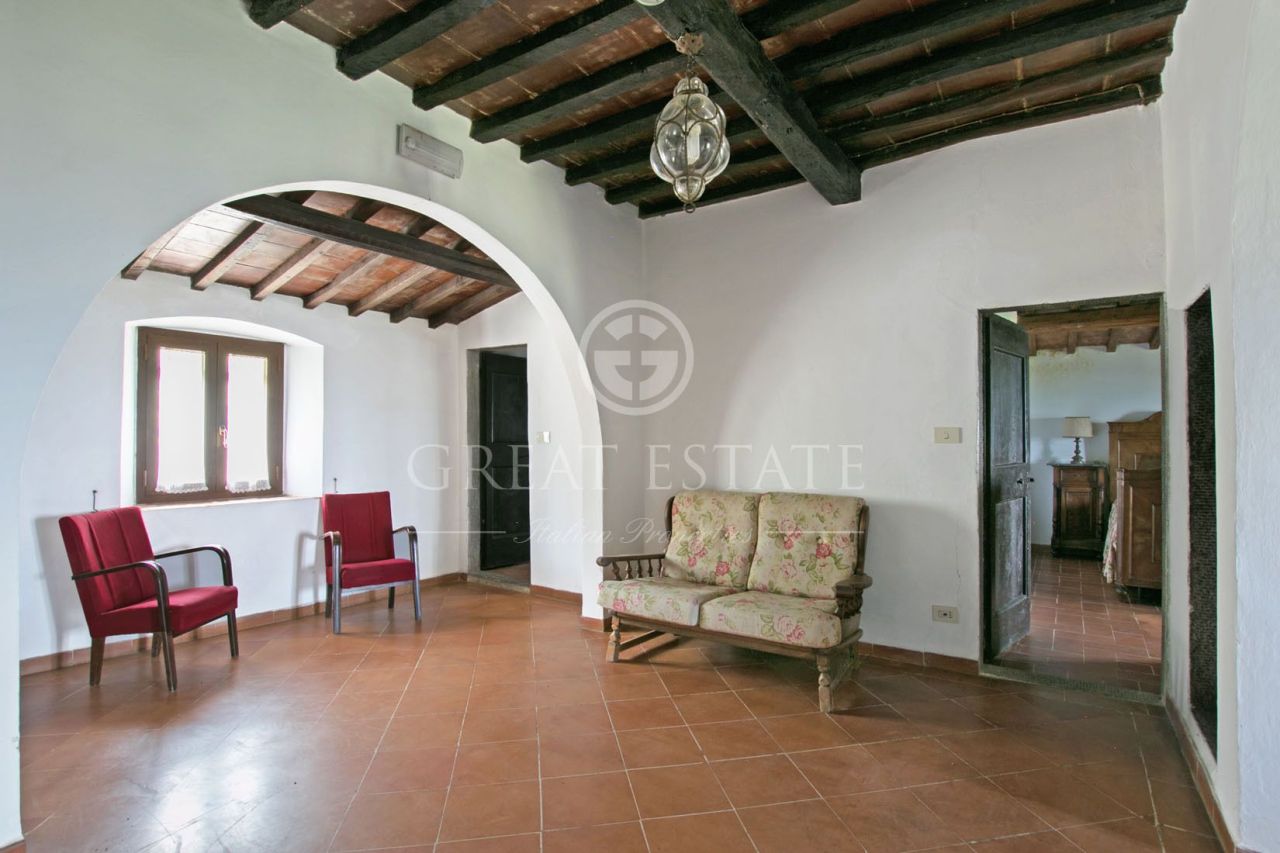 Дом в Реджелло, Италия, 911.05 м² - фото 15