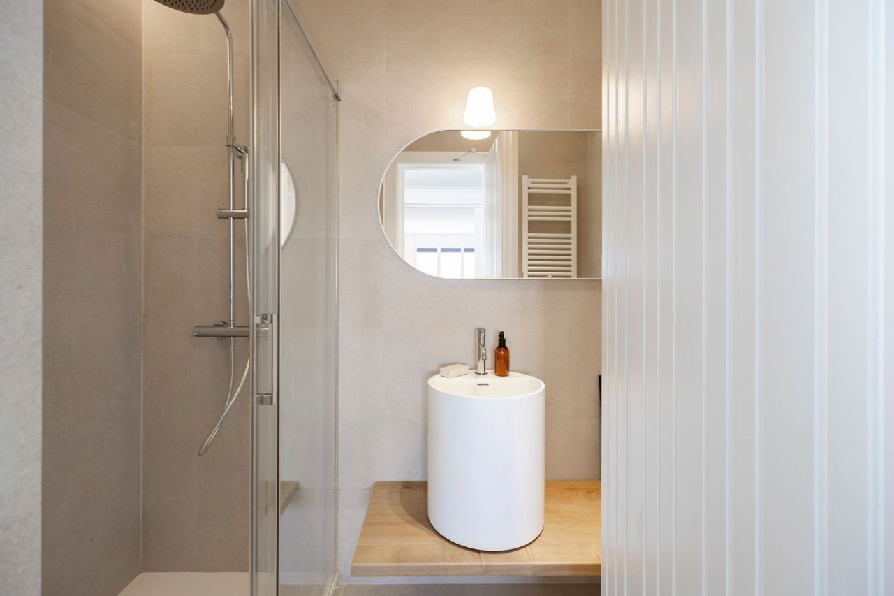 Квартира в Барселоне, Испания, 194 м² - фото 16