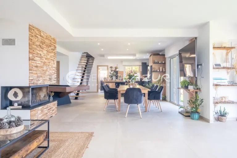 Вилла в Гольф-Жуан, Франция, 225 м² - фото 3