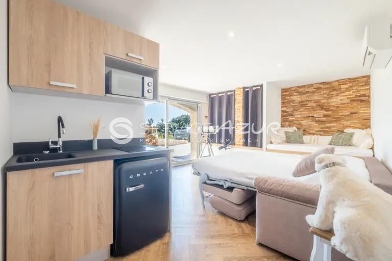 Вилла в Гольф-Жуан, Франция, 225 м² - фото 8