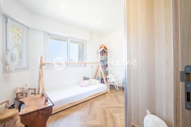 Вилла в Гольф-Жуан, Франция, 225 м² - фото 15