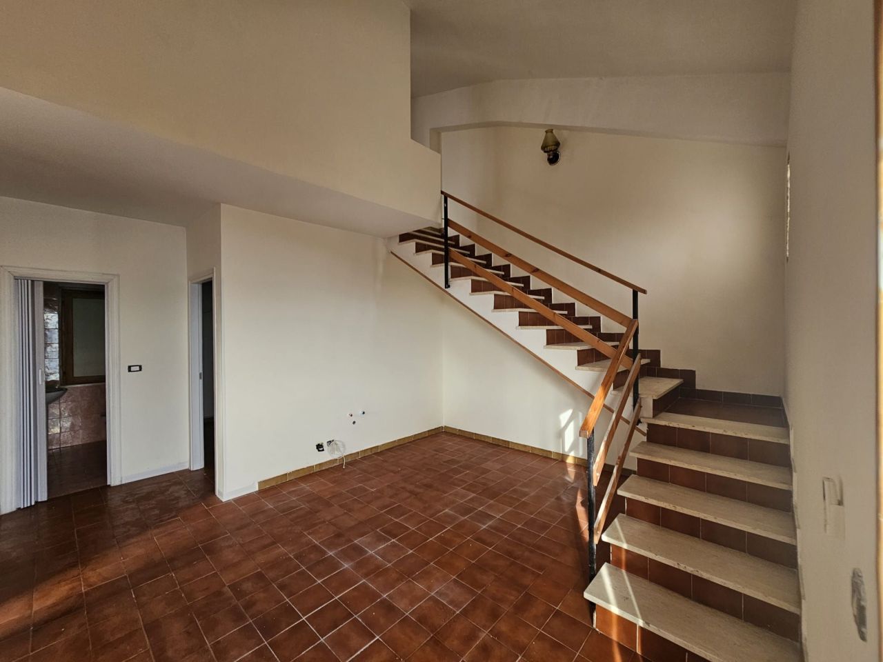 Квартира в Скалее, Италия, 110 м² - фото 8