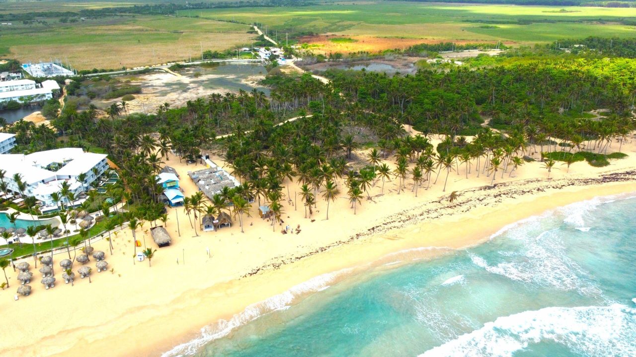 Земля в Пунта-Кана, Доминиканская Республика, 75 000 м² - фото 1