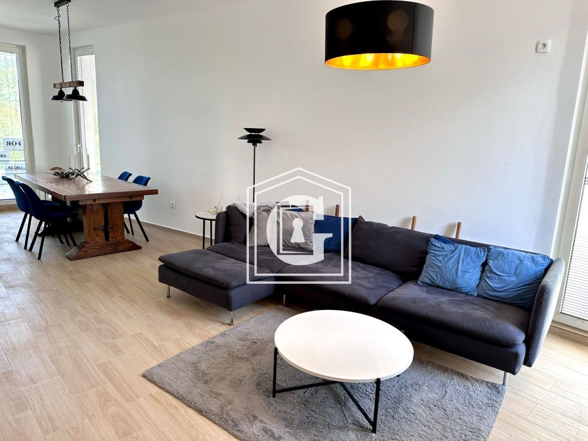 Апартаменты в Бечичи, Черногория, 103 м² - фото 2