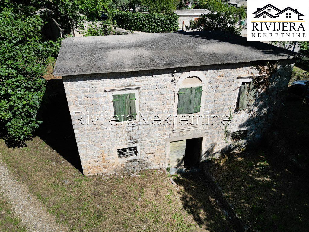 Дом в Херцег-Нови, Черногория, 107 м² - фото 2