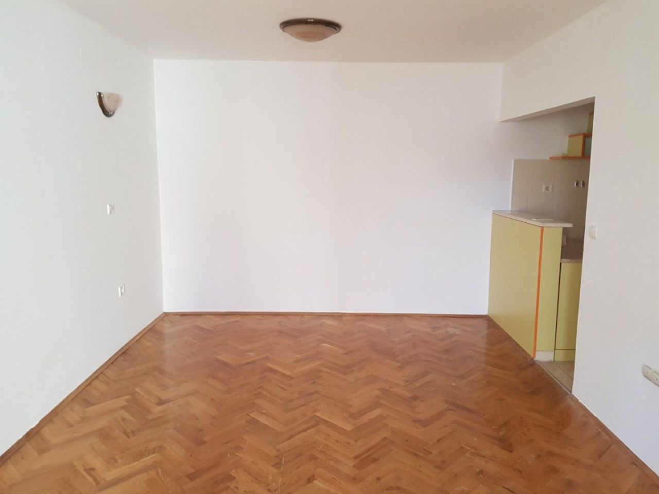 Квартира в Петроваце, Черногория, 50 м² - фото 4