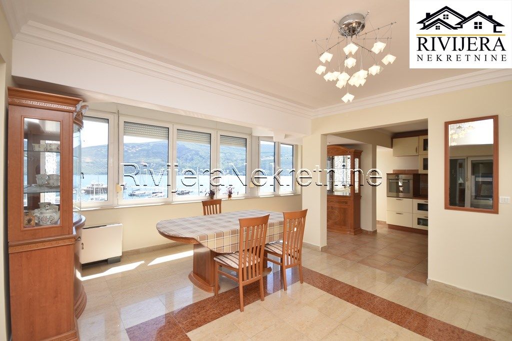 Апартаменты в Херцег-Нови, Черногория, 263 м² - фото 10