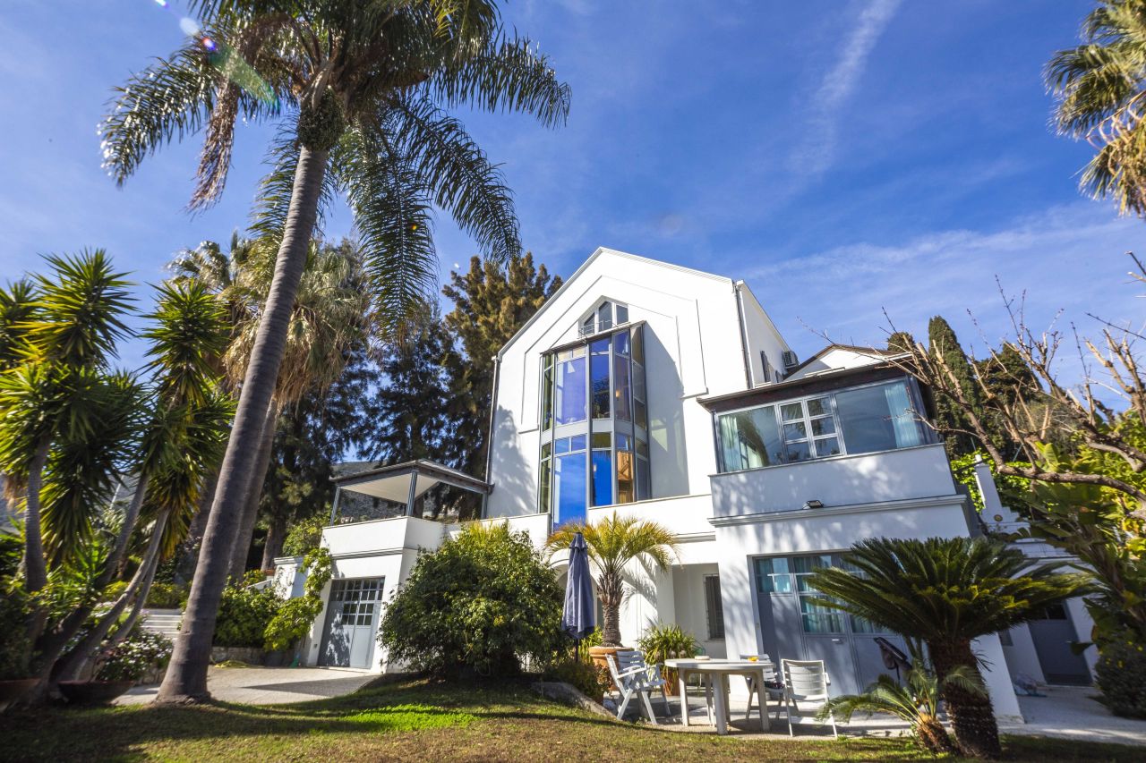 Вилла в Оспедалетти, Италия, 428 м² - фото 3