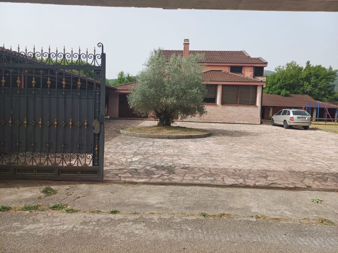 Дом в Подгорице, Черногория, 180 м² - фото 2