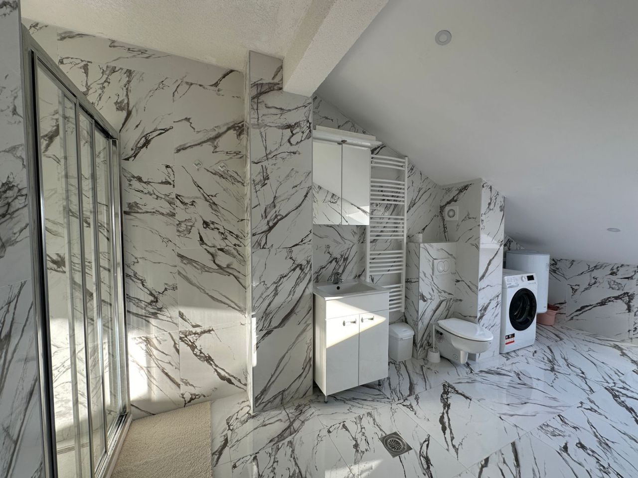 Квартира в Будве, Черногория, 87 м² - фото 11