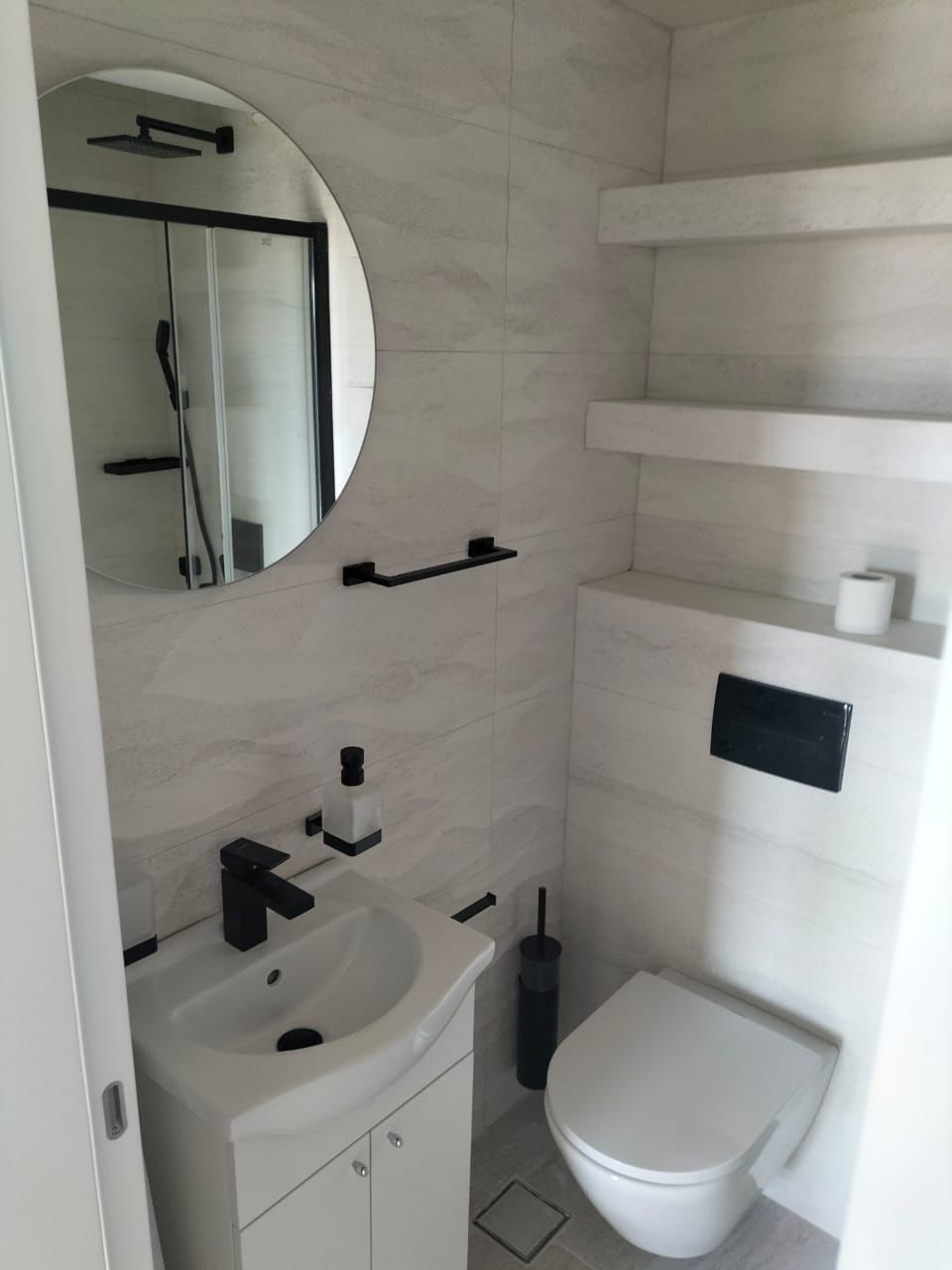 Квартира в Тивате, Черногория, 38 м² - фото 2