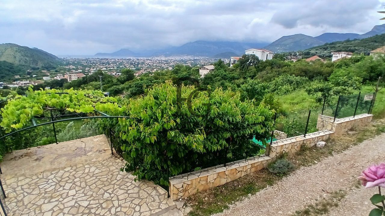 Земля в Баре, Черногория, 810 м2 - фото 1