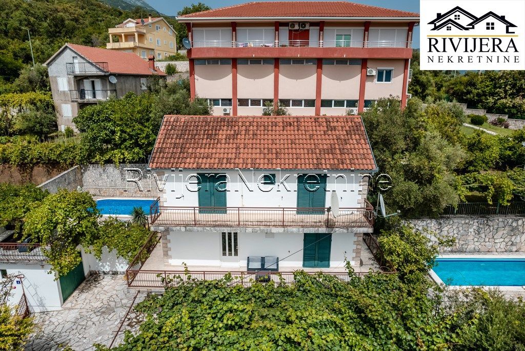 Дом в Херцег-Нови, Черногория, 168 м² - фото 4