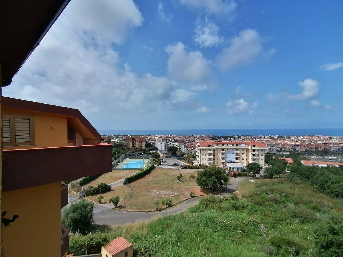 Квартира в Скалее, Италия, 30 м² - фото 2