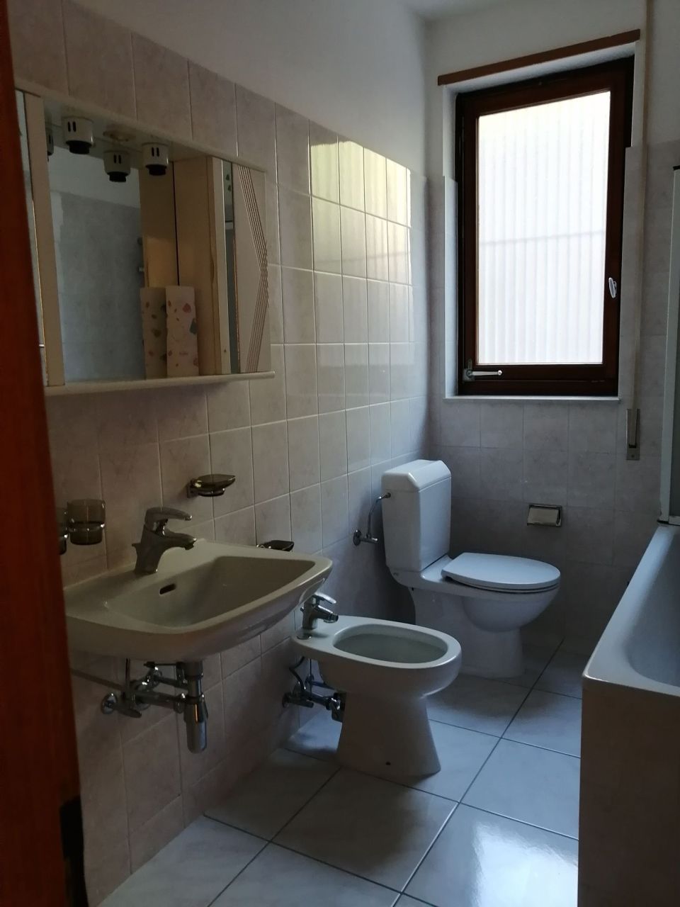 Квартира в Кампионе-д'Италия, Италия, 80 м² - фото 10