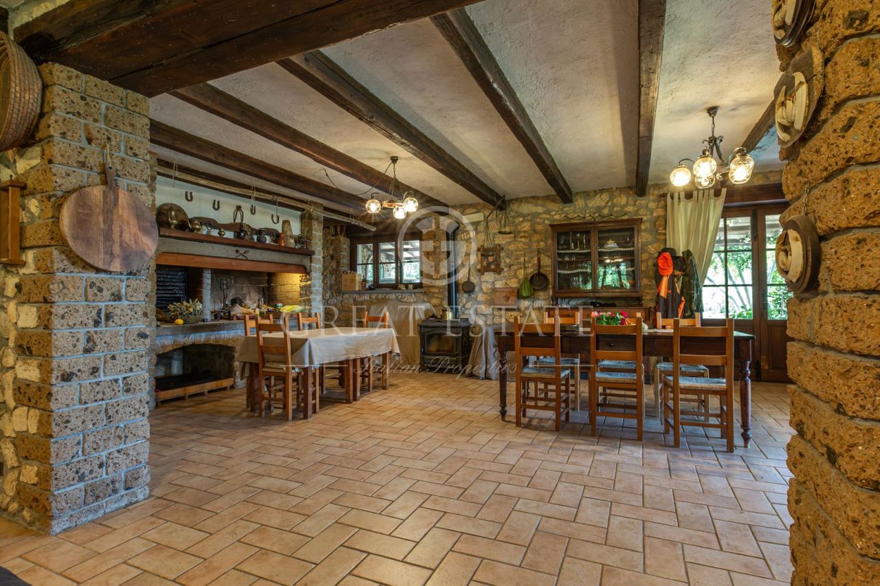 Дом в Монтеккьо, Италия, 979.6 м² - фото 10