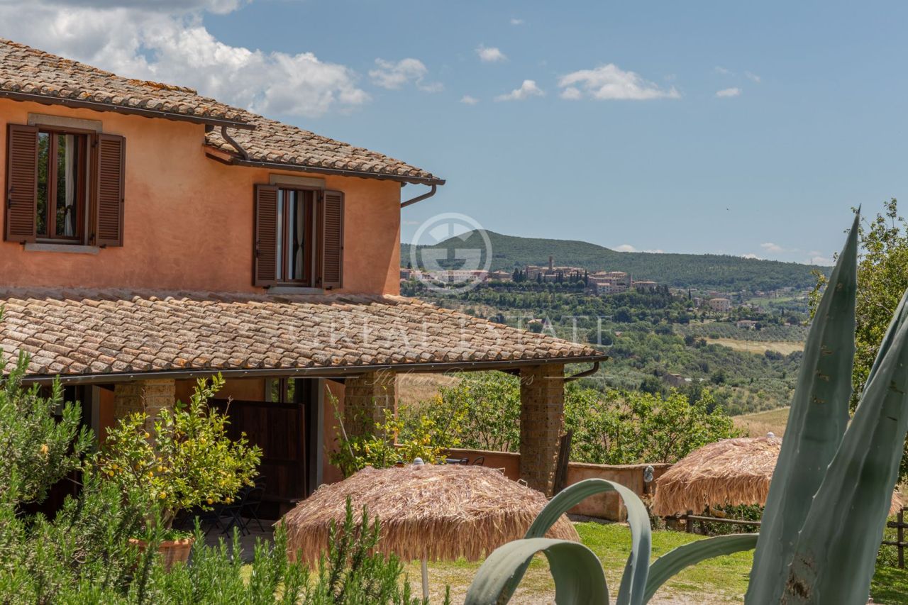 Дом в Монтеккьо, Италия, 979.6 м² - фото 16