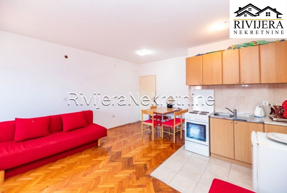 Квартира в Херцег-Нови, Черногория, 32 м² - фото 3