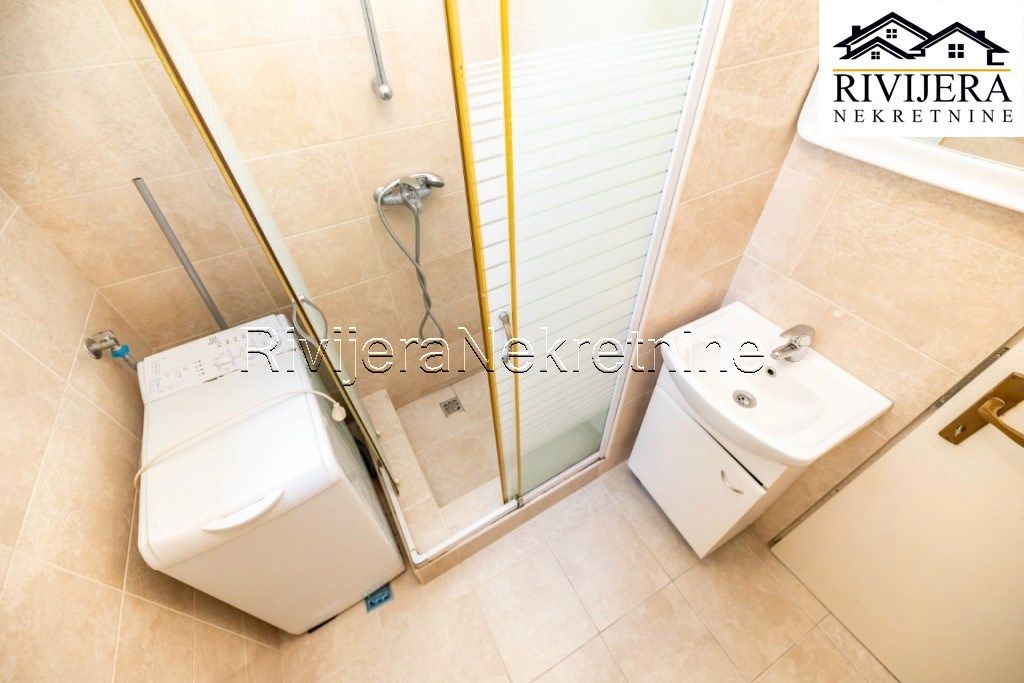 Квартира в Херцег-Нови, Черногория, 32 м² - фото 9