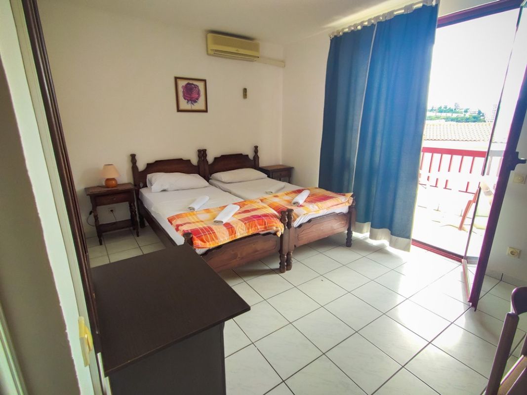 Отель, гостиница в Бечичи, Черногория, 589 м² - фото 2