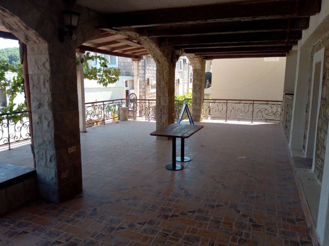 Отель, гостиница в Будве, Черногория, 400 м² - фото 4