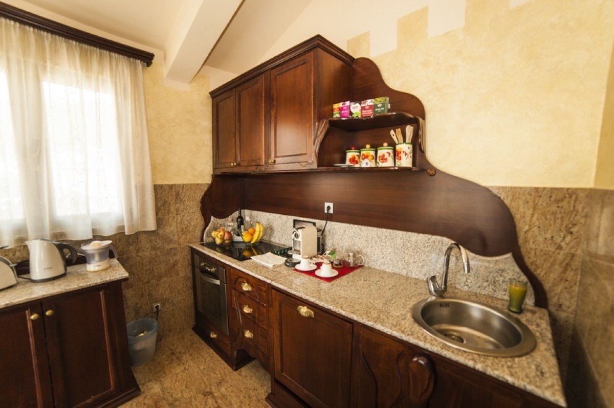 Квартира в Будве, Черногория, 179 м² - фото 10