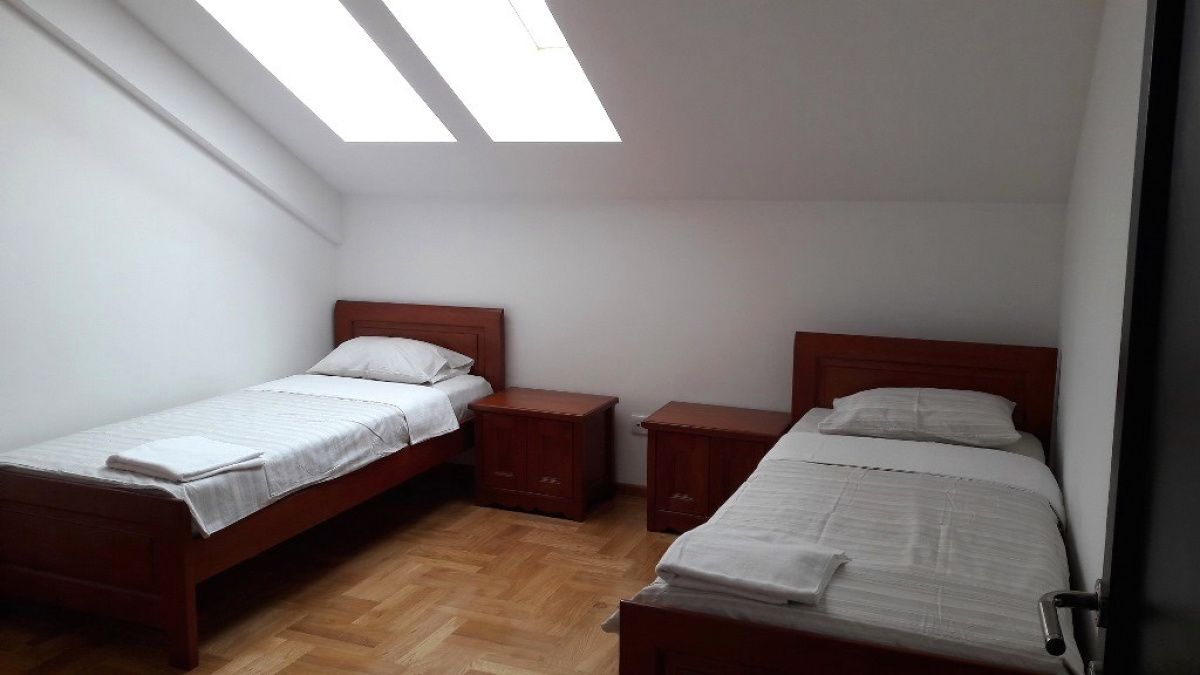 Отель, гостиница в Будве, Черногория, 1 000 м² - фото 11