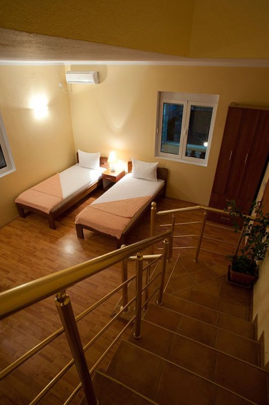 Отель, гостиница в Будве, Черногория, 957 м² - фото 13