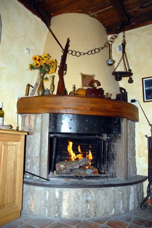 Отель, гостиница в Будве, Черногория, 1 800 м² - фото 3