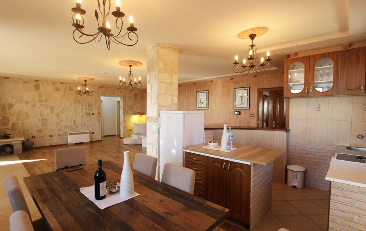 Дом в Петроваце, Черногория, 466 м² - фото 8