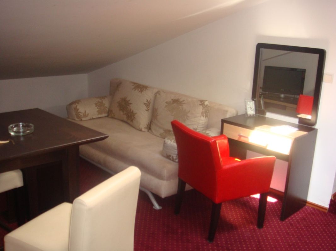 Отель, гостиница в Будве, Черногория, 1 800 м² - фото 10