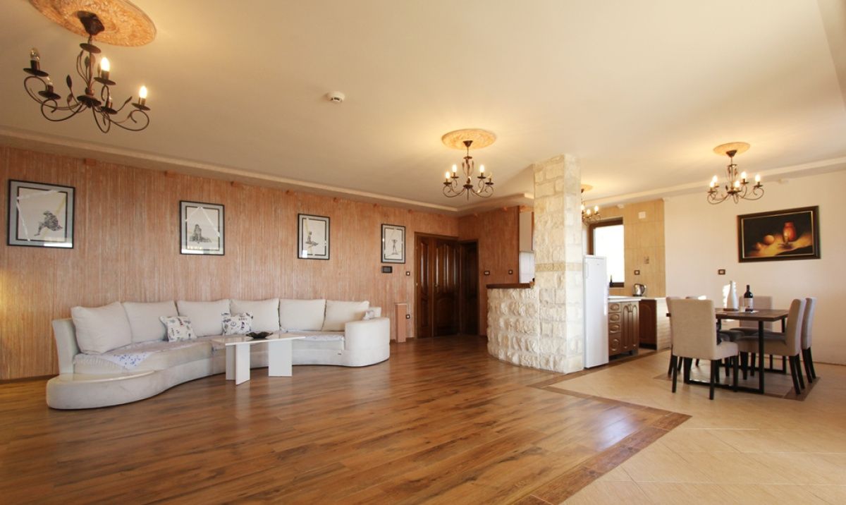 Дом в Петроваце, Черногория, 466 м² - фото 12