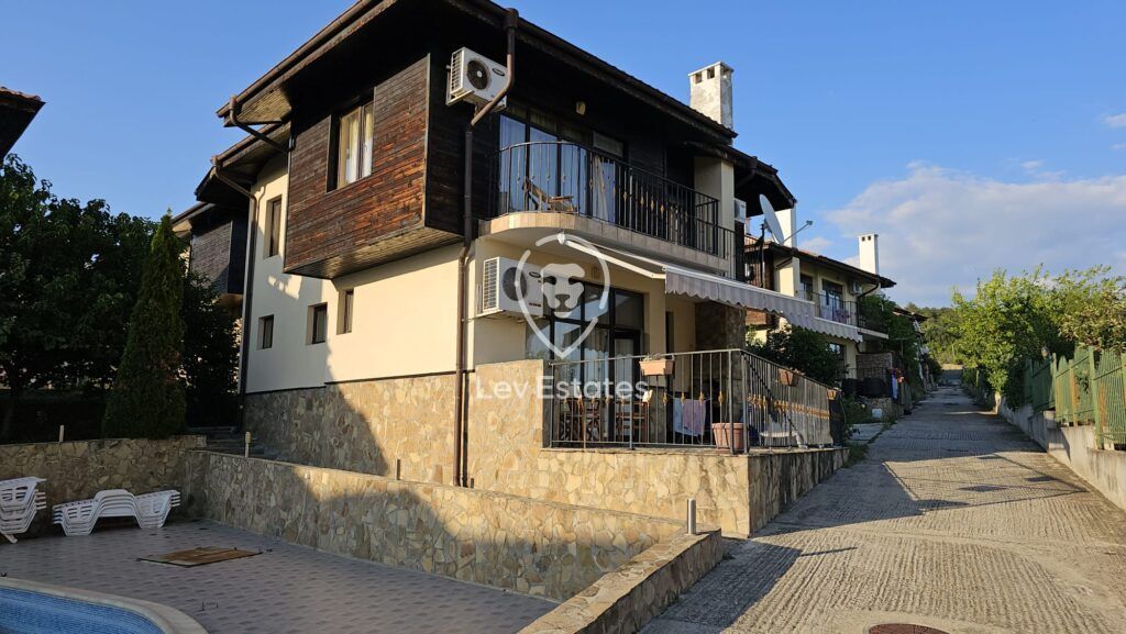 Дом в Кошарице, Болгария, 184 м² - фото 1