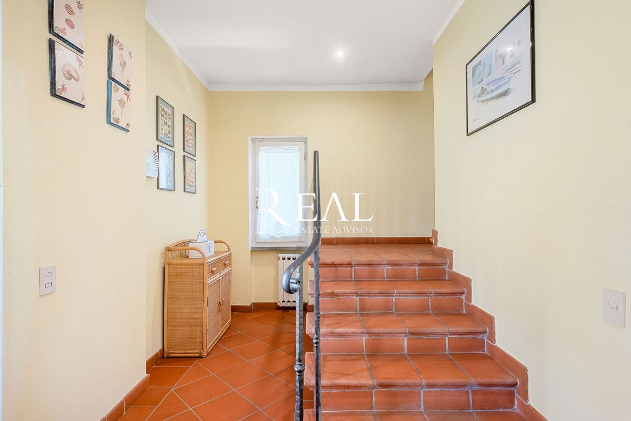 Вилла в Форте деи Марми, Италия, 200 м² - фото 8