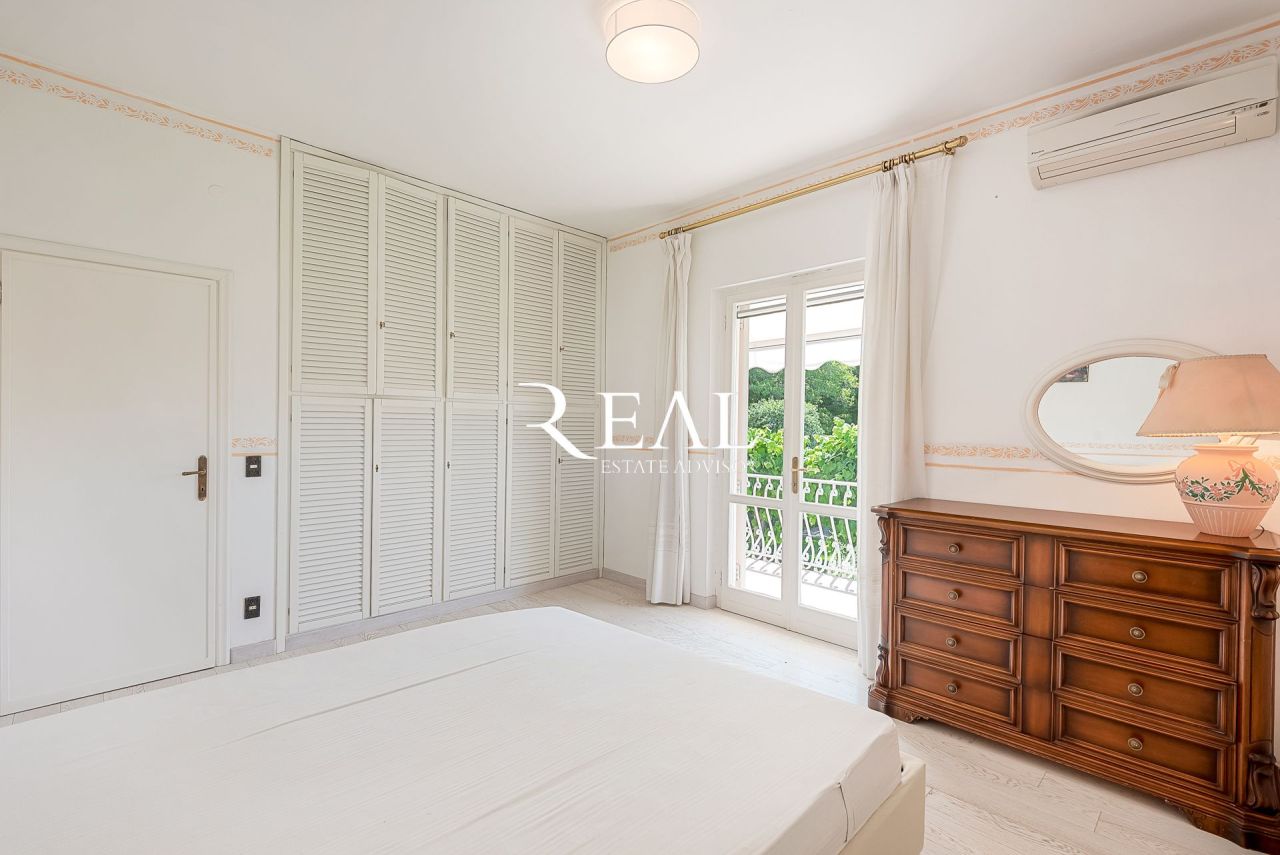 Вилла в Форте деи Марми, Италия, 200 м² - фото 10