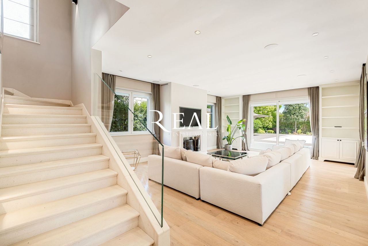 Вилла в Форте деи Марми, Италия, 430 м² - фото 7