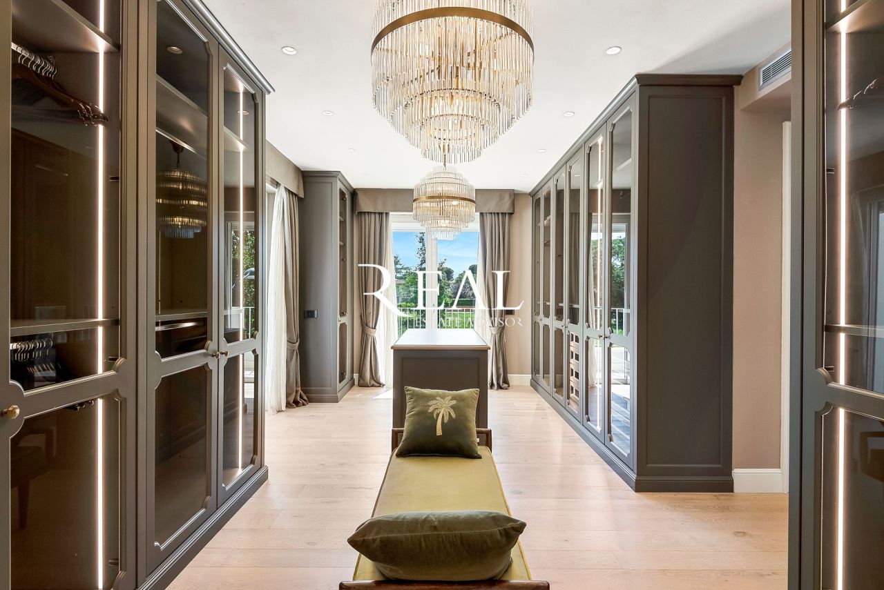 Вилла в Форте деи Марми, Италия, 430 м² - фото 13